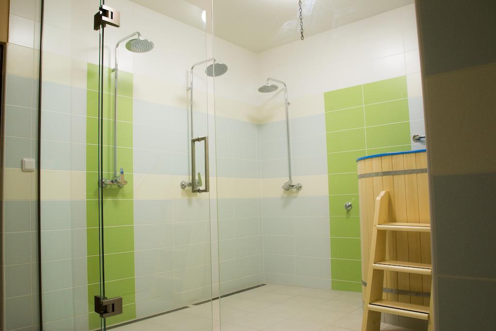 Penzion S Wellness Uherske Hradiste Bagian luar foto