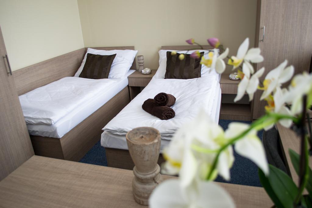 Penzion S Wellness Uherske Hradiste Ruang foto