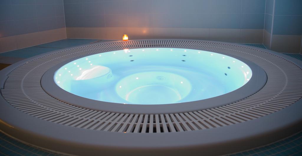 Penzion S Wellness Uherske Hradiste Bagian luar foto